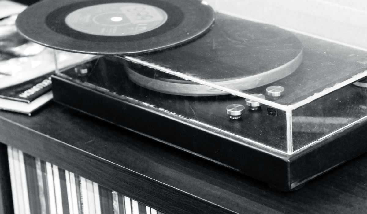Choosing Speakers for a Vinyl Setup