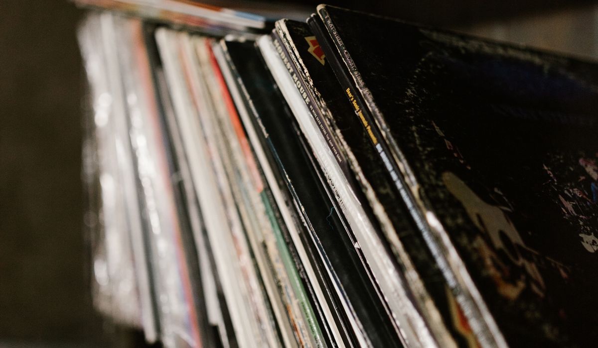 Safely Cleaning Dusty Records Found in Lofts